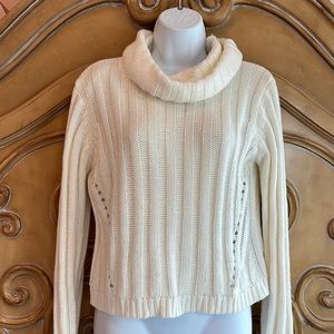 Charlotte Russe cropped Cableknit sweater